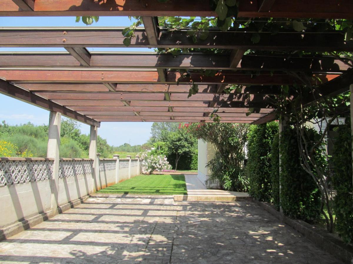 Apartments Zvezdica*** With Garden Zambratija  Extérieur photo